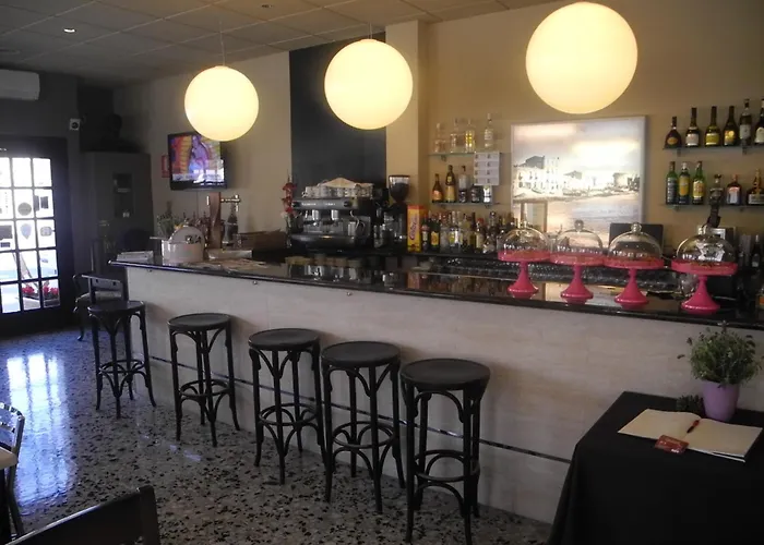 Hôtel accueillant les animaux: Hostal Fonda Montserrat